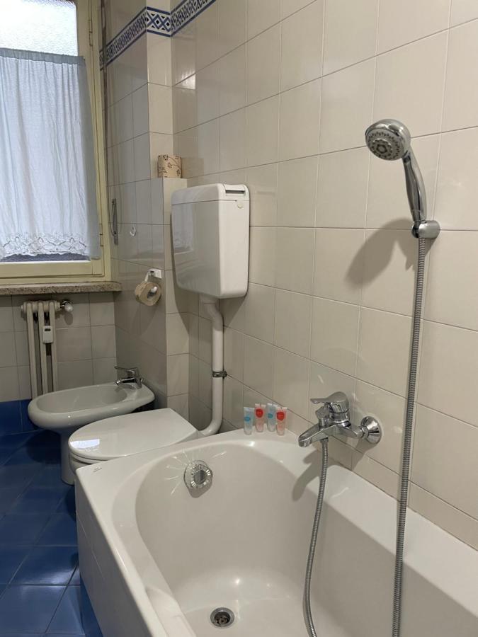 דירות מילאנו City House Viale Murillo מראה חיצוני תמונה